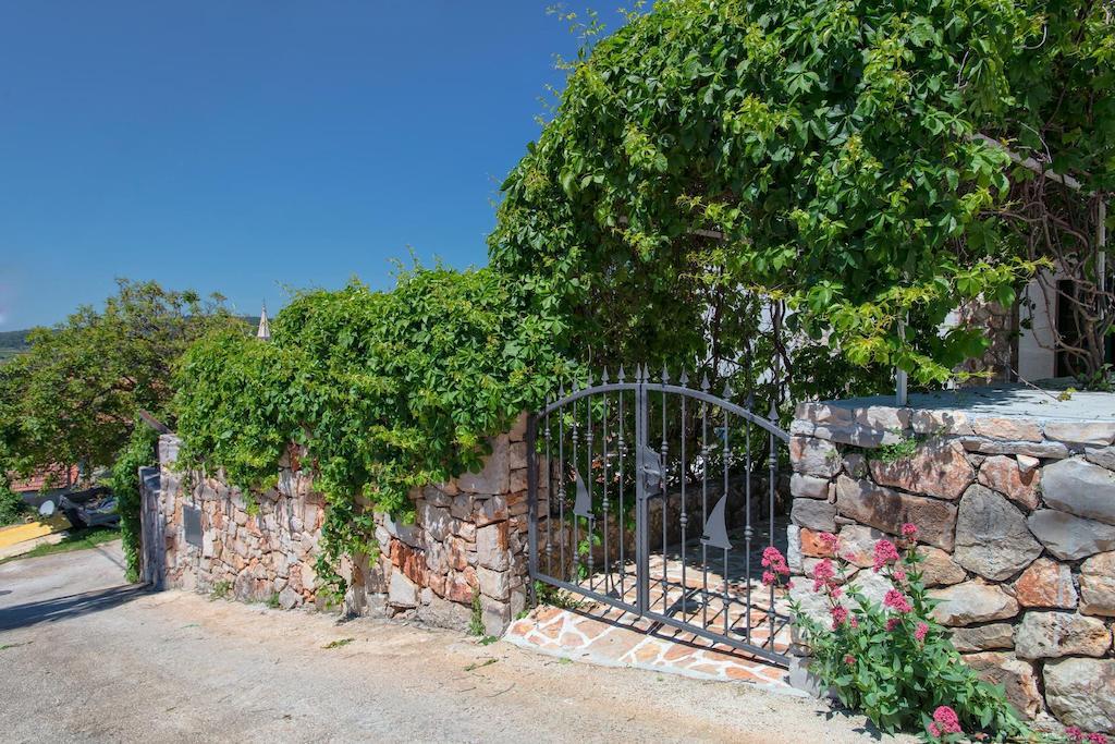 Apartment Tota Glamur Jelsa (Hvar)